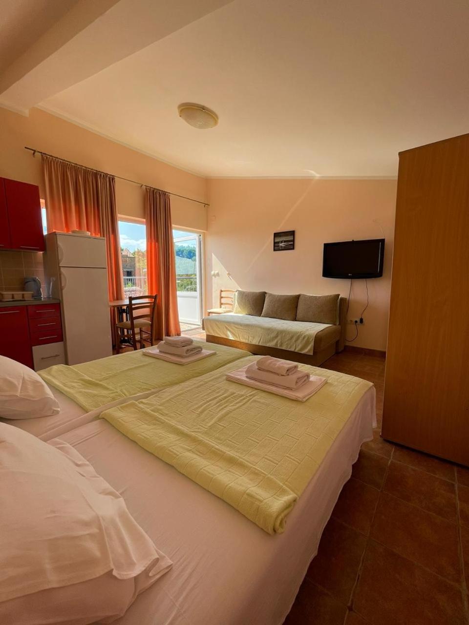 Apartments Villa-G Lustica Tivat Dış mekan fotoğraf