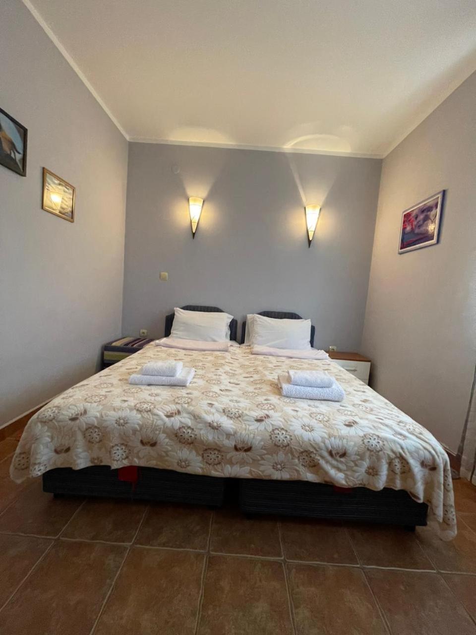 Apartments Villa-G Lustica Tivat Dış mekan fotoğraf